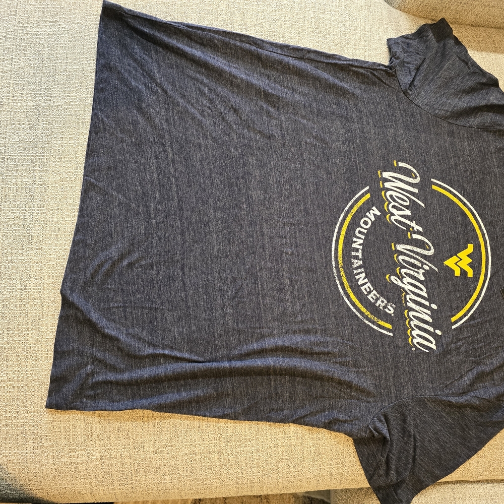 West Virginia Mountaineers Men's Navy T-Shirt